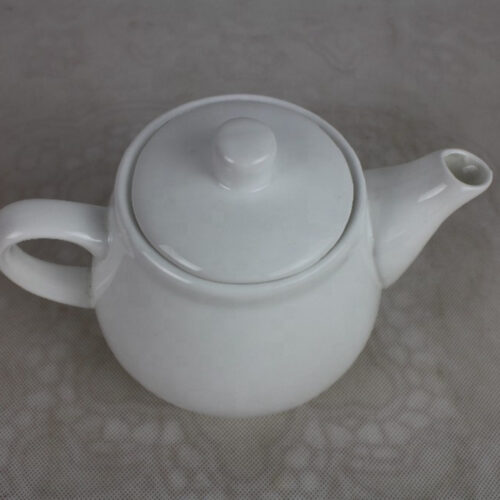 Tea Pot – White Ceramic - FRED - Image 3